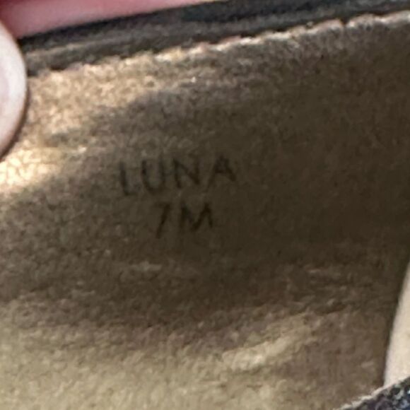 Tahari Luna Women’s Black Suede Loafer Low Heel Size 7 - Picture 10 of 14